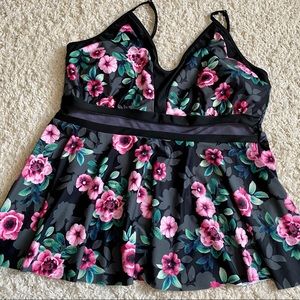 Tankini Swimsuit Top. SHEIN Size 3x